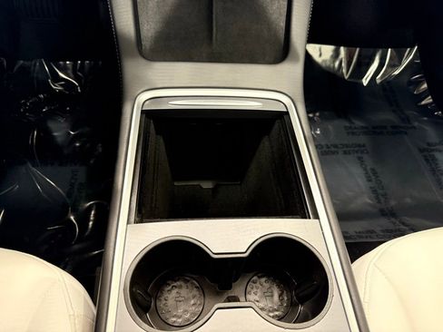Used 2022 Tesla Model 3 Long Range image 34