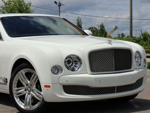 Used 2011 Bentley Mulsanne RWD image 13
