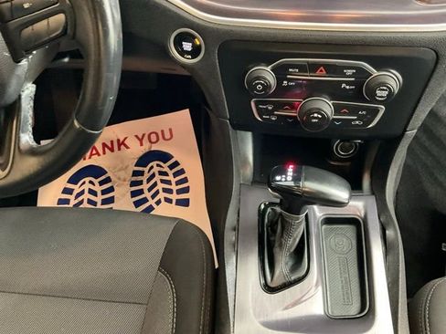 Used 2018 Dodge Charger SXT w/ Blacktop Package image 20