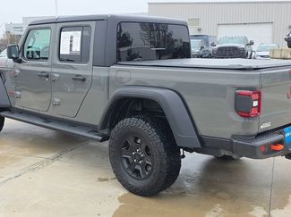 Used 2020 Jeep Gladiator Mojave video 3