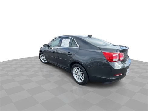 Certified 2015 Chevrolet Malibu LT w/ Power Convenience Package image 6