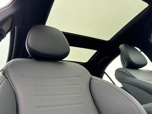 New 2026 Mercedes-Benz C 300 Sedan image 16