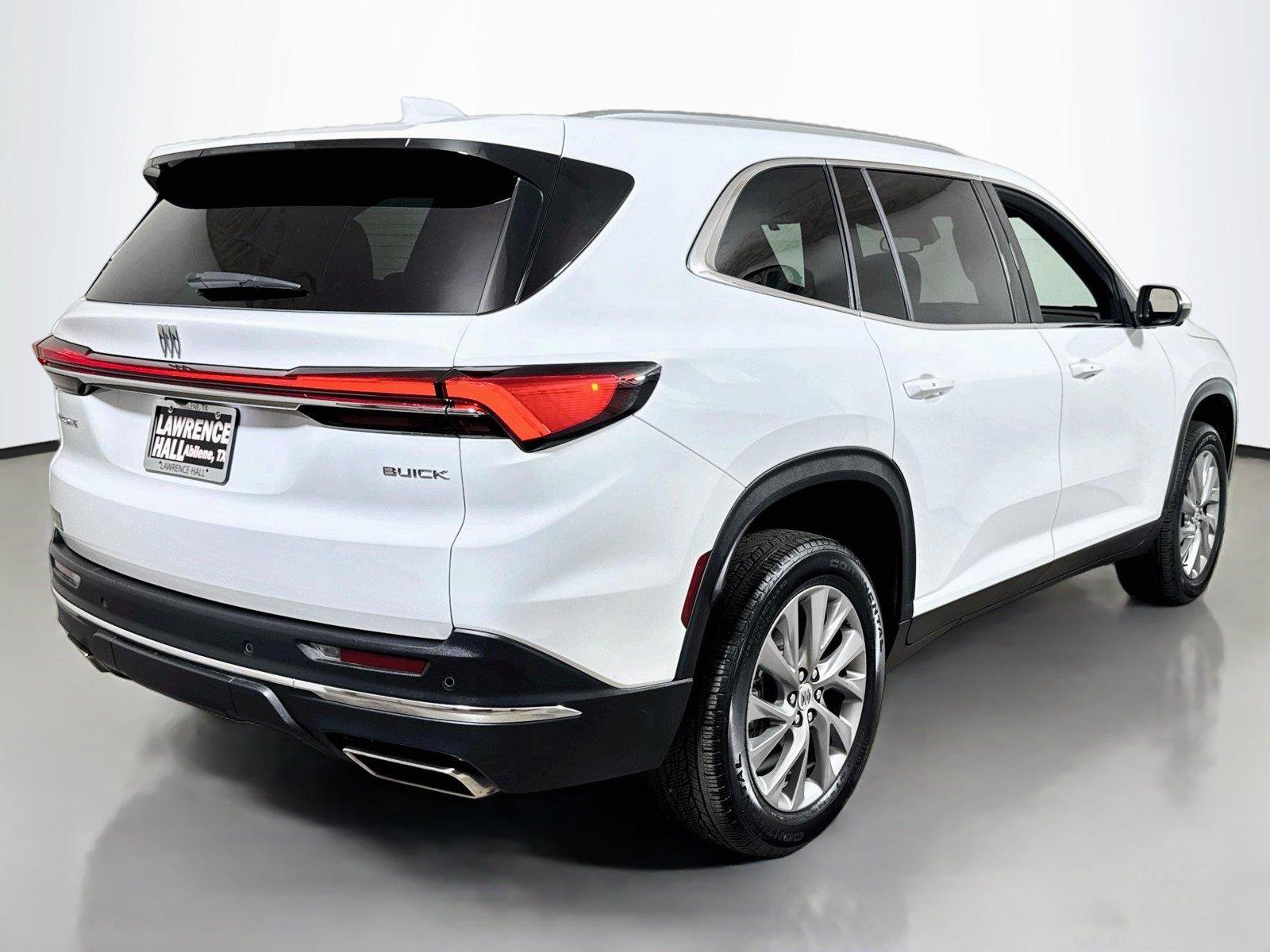 Certified 2026 Buick Enclave Preferred FWD image 4