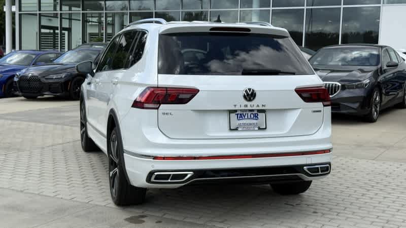 Used 2022 Volkswagen Tiguan SEL R-Line AWD/4WD image 4