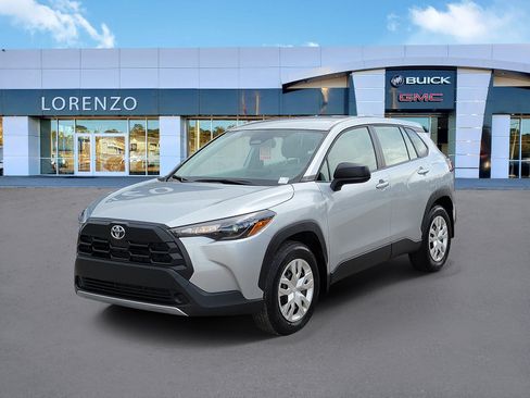 Used 2026 Toyota Corolla Cross L FWD image 1