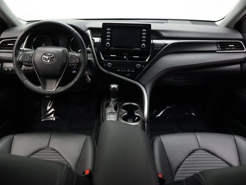 Used 2022 Toyota Camry SE FWD image 24