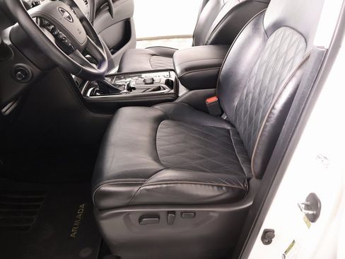 Used 2023 Nissan Armada Platinum w/ Captain's Chairs Package image 12