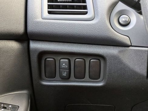 Used 2025 Mitsubishi Outlander Sport ES AWD/4WD image 24