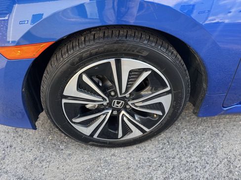 Used 2018 Honda Civic EX-T image 48