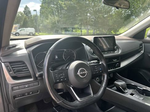 Used 2023 Nissan Rogue SV w/ SV Premium B Package AWD/4WD image 15