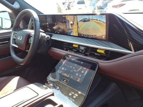 Certified 2025 INFINITI QX80 Autograph AWD/4WD image 19