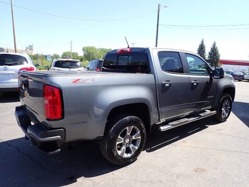 Used 2019 Chevrolet Colorado Z71 AWD/4WD image 6