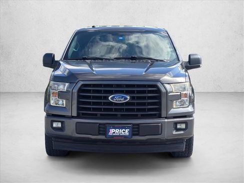 Used 2017 Ford F150 XLT w/ Equipment Group 302A Luxury RWD image 2
