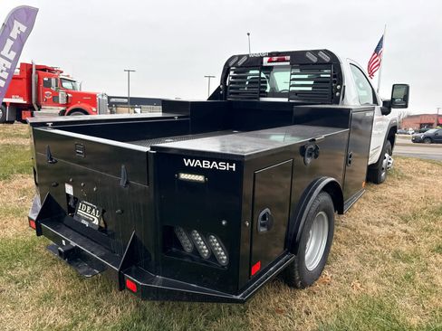 New 2023 GMC Sierra 3500 Pro image 15