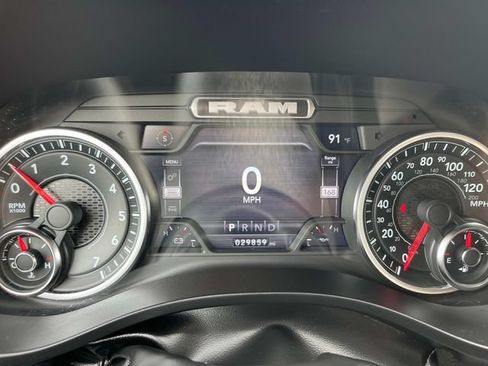 Used 2022 RAM 1500 Big Horn AWD/4WD image 42