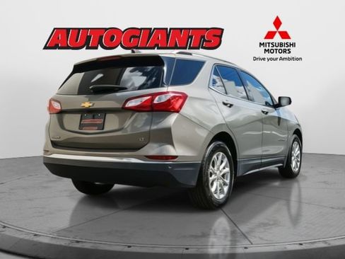 Used 2018 Chevrolet Equinox LT w/ Sun & Infotainment Package image 6