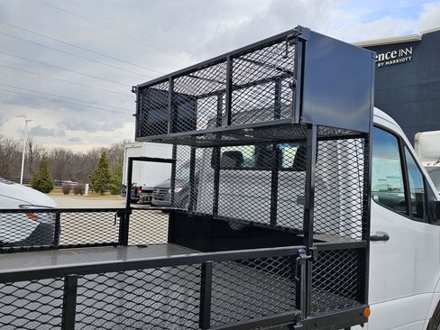 Used 2024 Mercedes-Benz Sprinter 4500 image 3