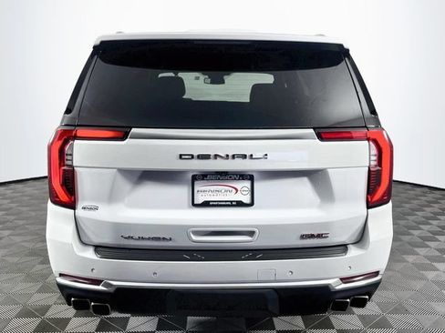 Used 2025 GMC Yukon Denali AWD/4WD image 7