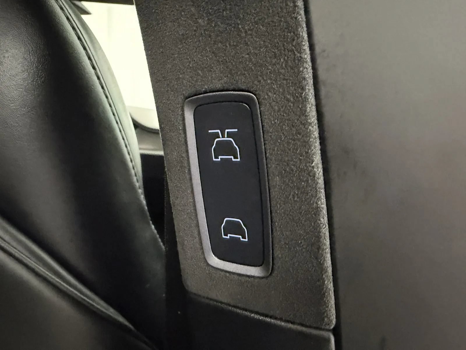 Used 2021 Tesla Model X Performance AWD/4WD image 21