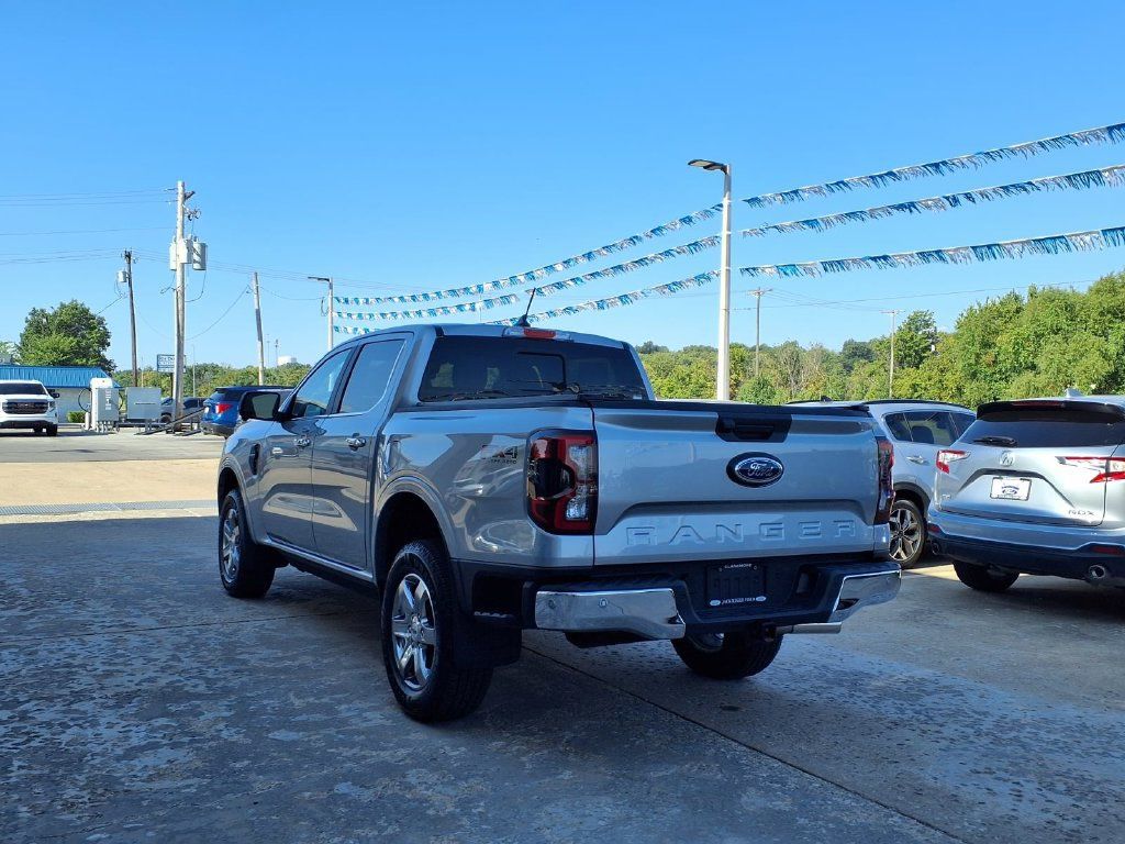 Used 2024 Ford Ranger Lariat w/ FX4 Off-Road Package AWD/4WD image 2