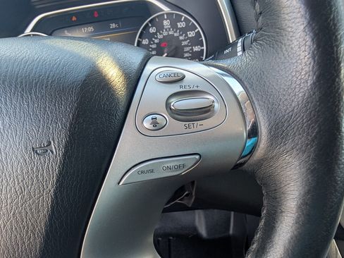 Used 2018 Nissan Murano Platinum AWD/4WD image 16