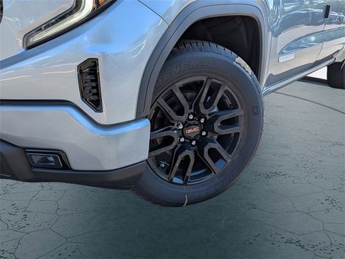 New 2026 GMC Sierra 1500 Elevation image 38