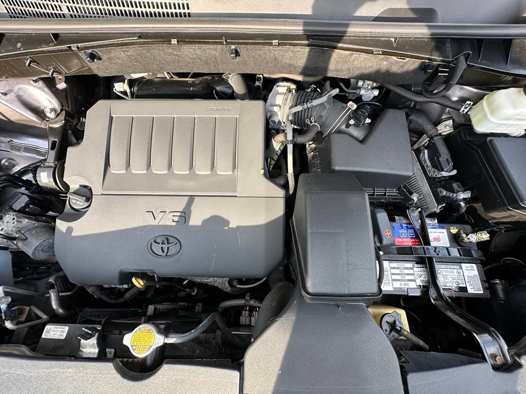 Used 2014 Toyota Highlander Limited Platinum AWD/4WD image 42
