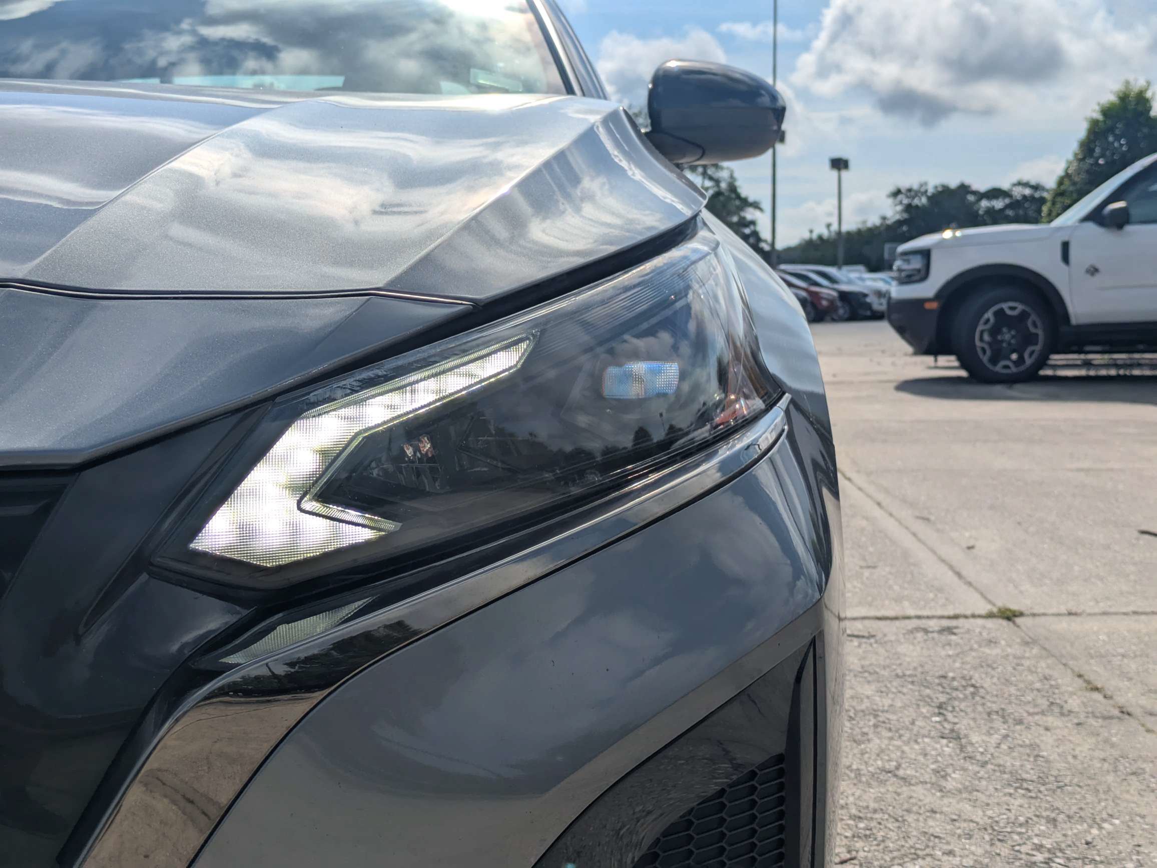 Used 2024 Nissan Altima 2.5 SR FWD image 10