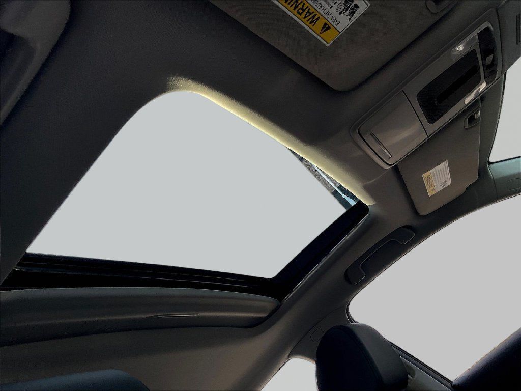 Used 2025 Acura Integra FWD image 26