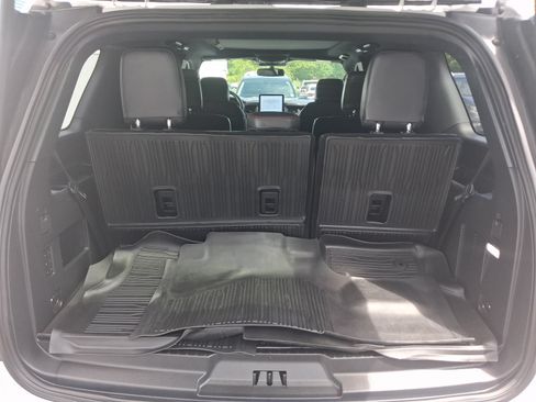 Used 2022 Ford Expedition Limited AWD/4WD image 25
