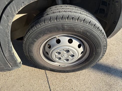 Used 2023 RAM ProMaster 2500 image 15