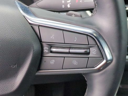 Used 2025 Chevrolet Equinox LT FWD image 16