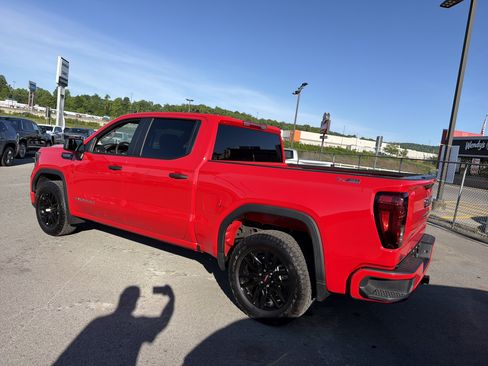 Used 2026 GMC Sierra 1500 Pro w/ Graphite Edition AWD/4WD image 8