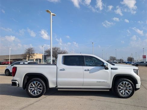 Certified 2025 GMC Sierra 1500 Denali w/ Denali Reserve Package image 3