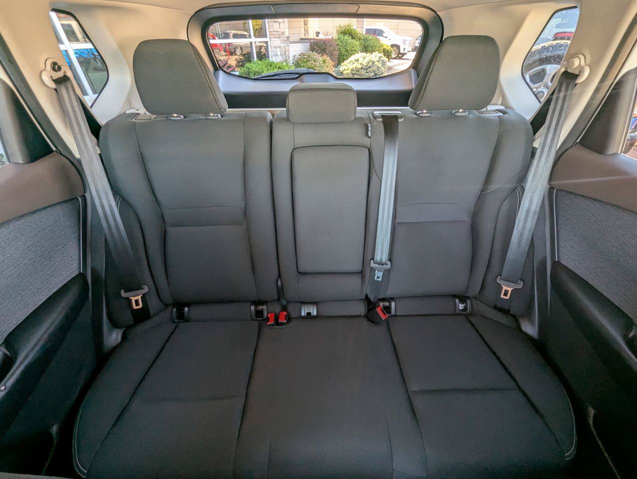 Used 2023 Nissan Rogue S AWD/4WD image 21