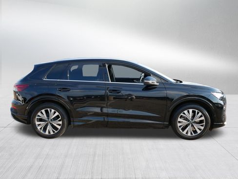 Used 2023 Audi Q4 e-tron Premium Plus w/ Premium Plus RWD image 8