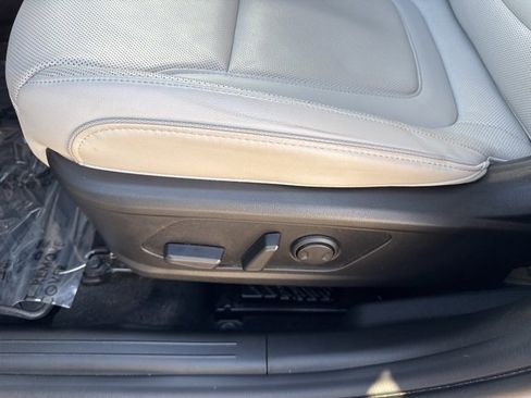 Used 2023 Hyundai Tucson Limited w/ Cargo Package image 26