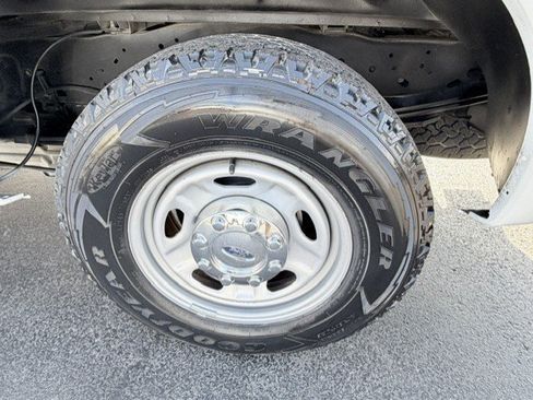 Used 2016 Ford F250 XL w/ Power Equipment Group RWD image 10