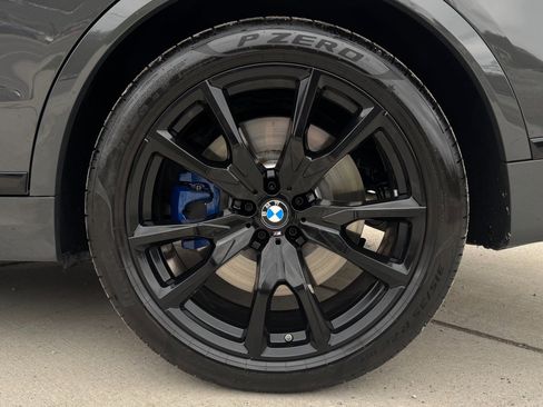 Used 2026 BMW X7 M60i image 13