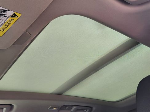 Used 2025 Volvo XC90 B6 Plus image 18