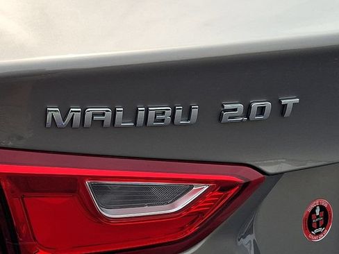 Certified 2018 Chevrolet Malibu Premier w/ Premier Sun and Wheel Package FWD image 30
