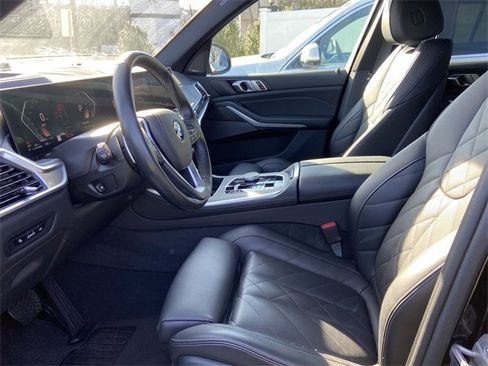 Certified 2024 BMW X5 xDrive40i w/ Premium Package image 21