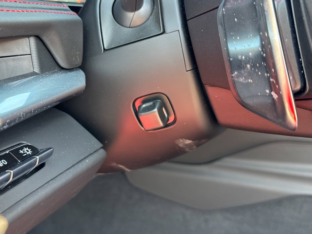 Used 2021 Chevrolet Corvette Stingray Premium Cpe w/ 3LT RWD image 14