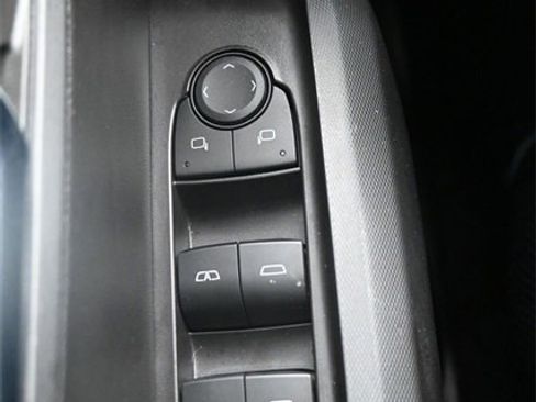 Used 2024 Chevrolet Colorado LT w/ LT Convenience Package III image 12