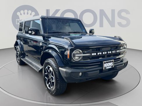 Used 2025 Ford Bronco Outer Banks AWD/4WD image 8