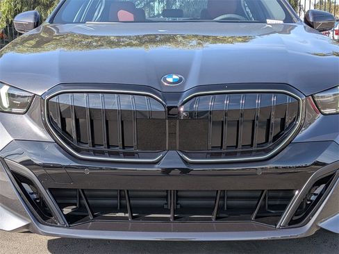 New 2026 BMW 530i xDrive image 5