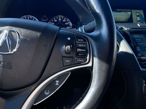 Used 2018 Acura RLX Sport Hybrid w/ Advance Pkg image 34