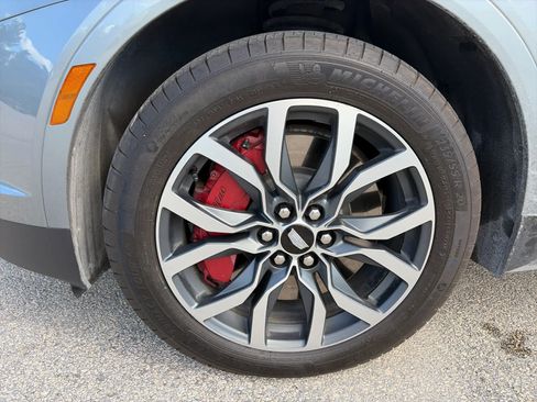 Used 2023 Cadillac XT5 Sportv AWD/4WD image 6