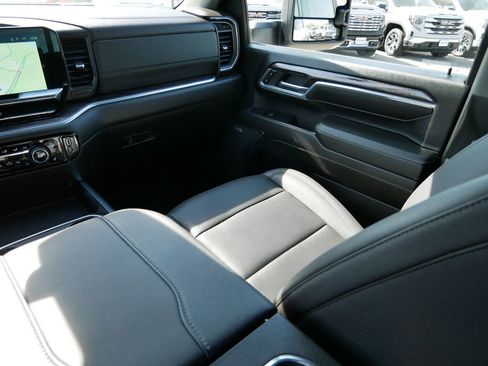 Used 2024 Chevrolet Silverado 3500 LTZ w/ LTZ Premium Package AWD/4WD image 20