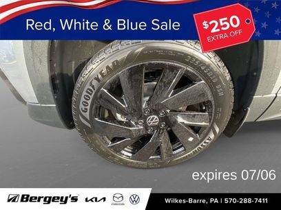 Used 2024 Volkswagen Taos SE w/ Black Wheel Plus Package